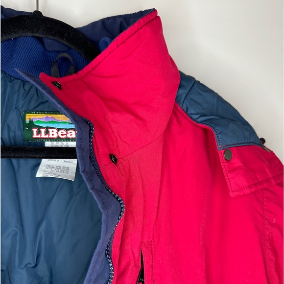 Women’s red L.L. Bean winter coat, size medium - Picture 4 of 11